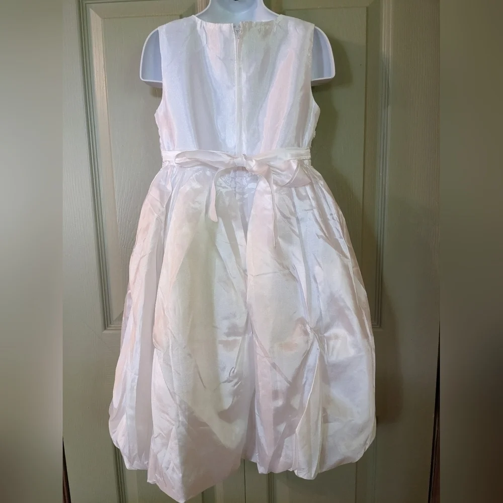 New and tagged Classic Fashion Party Dress, T30